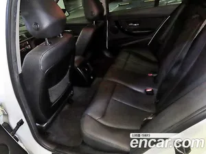 BMW 3-Series, 2016 — миниатюра 7
