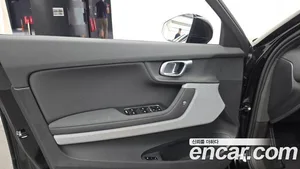Polestar Polestar 2, 2022 — миниатюра 14