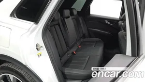 Audi Q4 e-tron, 2023 — миниатюра 18
