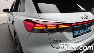 Audi Q4 e-tron, 2023 — миниатюра 9