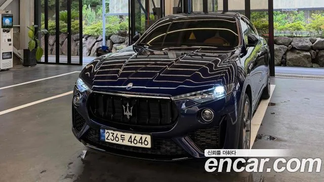 Maserati Levante, 2020 — фото автомобиля из Кореи