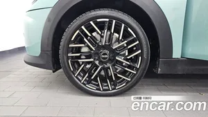 Mini Cooper, 2025 — миниатюра 5