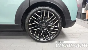 Mini Cooper, 2025 — миниатюра 7