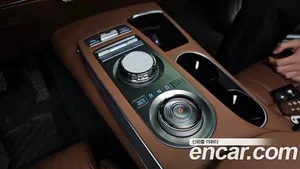 Genesis GV70, 2023 — миниатюра 11