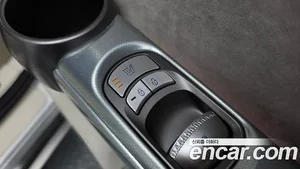Genesis GV60, 2022 — миниатюра 30