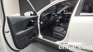 Kia Niro, 2021 — миниатюра 13
