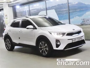Kia Stonic, 2018 — миниатюра 1