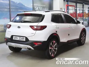 Kia Stonic, 2018 — миниатюра 4