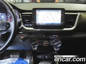 Kia Stonic, 2018 — миниатюра 11