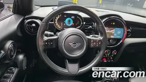 Mini Cooper Convertible, 2023 — миниатюра 19