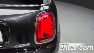 Mini Cooper Convertible, 2023 — миниатюра 9