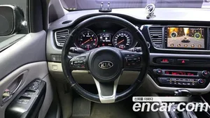 Kia Carnival, 2015 — миниатюра 13