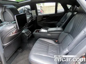 Lexus LS, 2018 — миниатюра 6