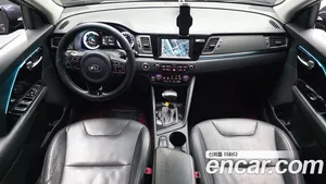Kia Niro, 2016 — миниатюра 10