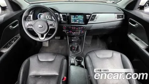 Kia Niro, 2016 — миниатюра 9