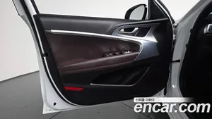 Genesis G70, 2023 — миниатюра 13