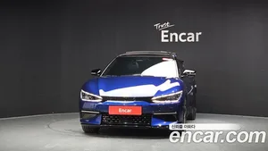 Kia EV6, 2023 — миниатюра 2