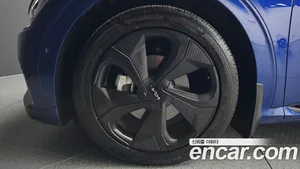 Kia EV6, 2023 — миниатюра 4