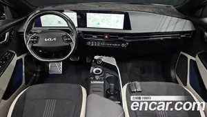 Kia EV6, 2023 — миниатюра 9