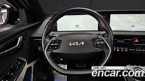 Kia EV6, 2023 — миниатюра 18