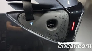 Tesla Model Y, 2025 — миниатюра 34