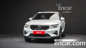 Volvo XC40, 2023 — миниатюра 3