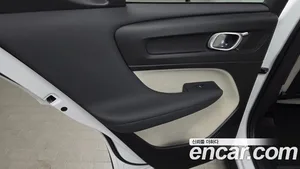 Volvo XC40, 2023 — миниатюра 15