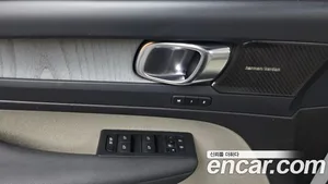 Volvo XC40, 2023 — миниатюра 27