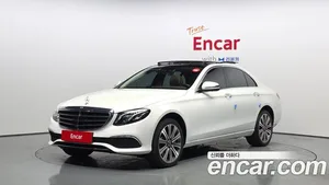 Mercedes-Benz E-Class, 2020 — миниатюра 1