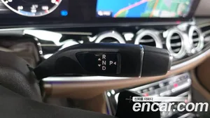 Mercedes-Benz E-Class, 2020 — миниатюра 12