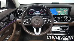 Mercedes-Benz E-Class, 2020 — миниатюра 19