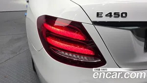 Mercedes-Benz E-Class, 2020 — миниатюра 9