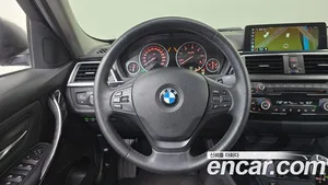 BMW 3-Series, 2018 — миниатюра 13