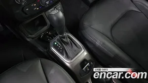 Jeep Renegade, 2019 — миниатюра 12