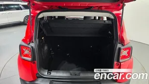 Jeep Renegade, 2019 — миниатюра 26