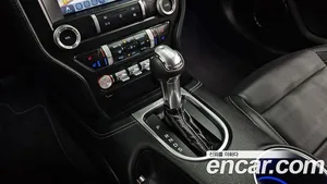 Ford Mustang, 2021 — миниатюра 12