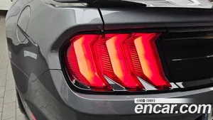 Ford Mustang, 2021 — миниатюра 9