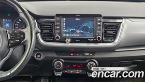 Kia Stonic, 2017 — миниатюра 24