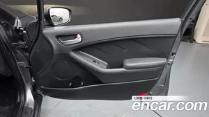 Kia K3, 2017 — миниатюра 14