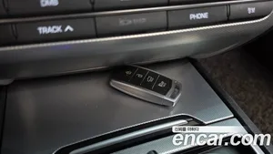 Genesis G80, 2017 — миниатюра 16
