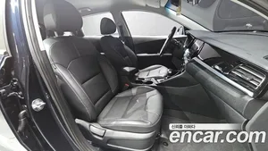 Kia Niro, 2021 — миниатюра 11