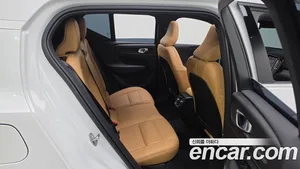 Volvo XC40, 2022 — миниатюра 16