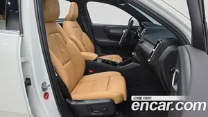 Volvo XC40, 2022 — миниатюра 17