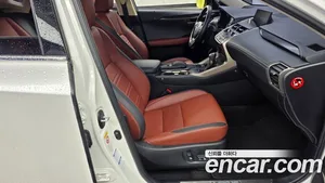 Lexus NX, 2017 — миниатюра 11