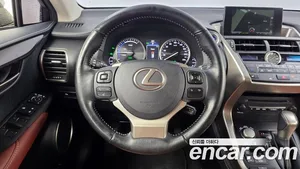 Lexus NX, 2017 — миниатюра 13