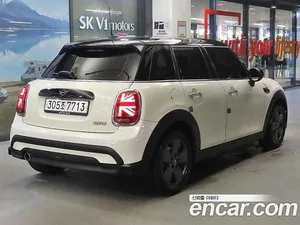 Mini Cooper, 2021 — миниатюра 4