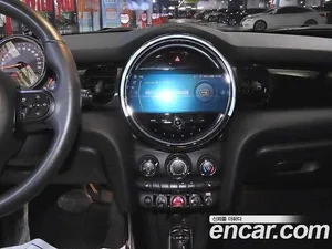 Mini Cooper, 2021 — миниатюра 11