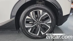Kia EV6, 2022 — миниатюра 7