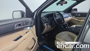 Ford Explorer, 2017 — миниатюра 10