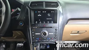 Ford Explorer, 2017 — миниатюра 14